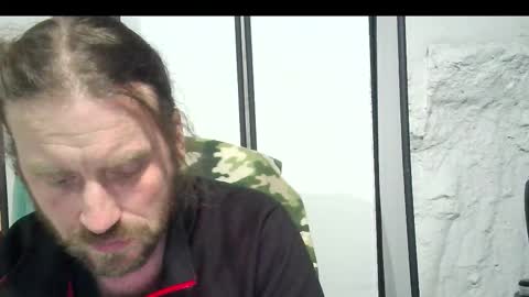 rwb1982 online show from December 3, 1:24 am