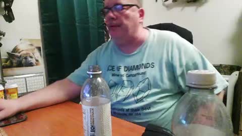 rwzar_1965 online show from June 22, 3:25 am