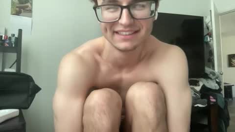 Snapshot of ryan287747 chatting on December 15, 6:56 pm ryan online show from December 15, 6:56 pm