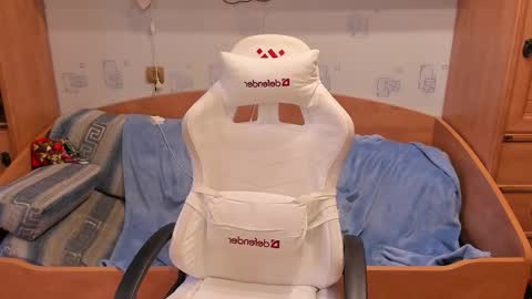 Snapshot of ryan__cole chatting on March 2, 1:51 pm Ryan Cole online show from March 2, 1:51 pm