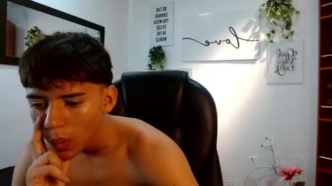 RYAN online show from May 30, 1:52 pm