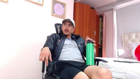 ryan online show from February 15, 6:33 pm