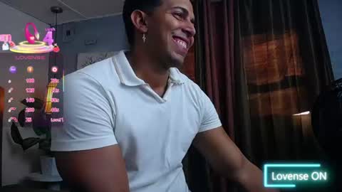 Snapshot of ryan_nesson chatting on July 11, 7:27 pm Ryan online show from July 11, 7:27 pm