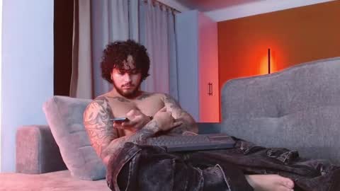 RYAN online show from September 19, 4:47 am