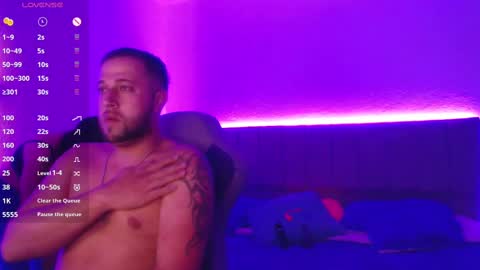 Snapshot of ryanandpamela_ chatting on February 26, 10:04 am Ryan And Pamela online show from February 26, 10:04 am