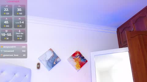 Snapshot of ryanastone_ chatting on January 7, 7:38 pm Hanna online show from January 7, 7:38 pm