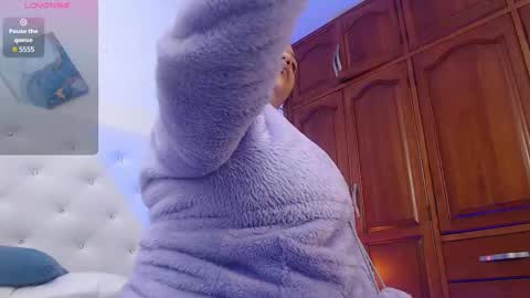 Snapshot of ryanastone_ chatting on February 19, 2:12 pm Hanna online show from February 19, 2:12 pm