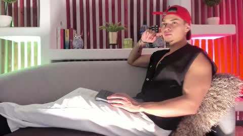 Ryan online show from October 17, 3:10 am