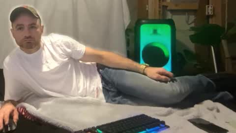 Ryan Jizz online show from October 22, 2:34 am