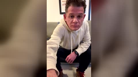 ryanq83 online show from February 5, 2:49 am