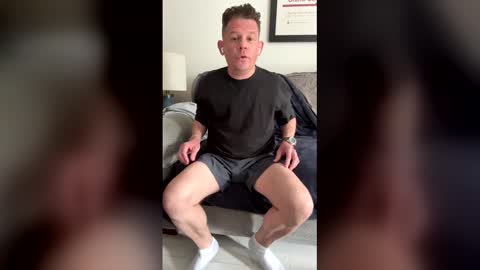 ryanq83 online show from April 26, 3:32 pm