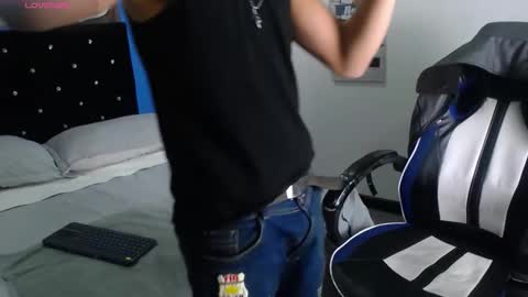 Snapshot of ryderdark chatting on October 28, 12:19 pm RyderDark online show from October 28, 12:19 pm