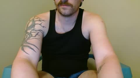 Snapshot of rylancolt chatting on December 4, 4:55 am Rylan Colte online show from December 4, 4:55 am