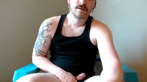 Snapshot of rylancolt chatting on February 28, 9:49 pm Rylan Colte online show from February 28, 9:49 pm