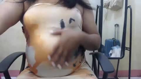 rylle_asian online show from December 1, 5:34 am