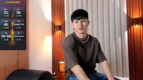 Ryo Kush online show from April 12, 3:44 am