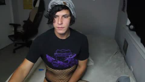 Snapshot of ryot35 chatting on October 1, 1:33 am Ryot3 online show from October 1, 1:33 am