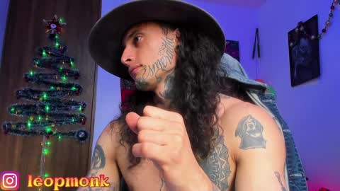 leopmonk help me reach 100 thumbs up online show from December 18, 4:06 pm