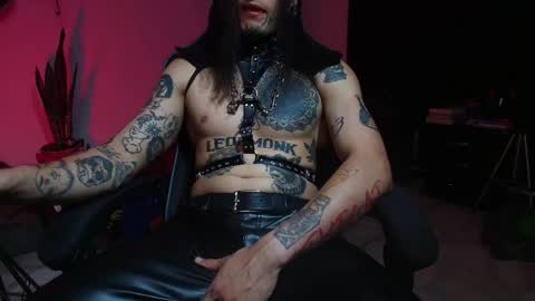 leopmonk help me reach 100 thumbs up online show from May 24, 2:16 am
