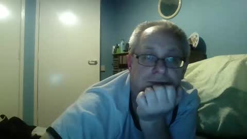 Snapshot of s536sny18 chatting on February 2, 6:31 pm s536sny18 online show from February 2, 6:31 pm