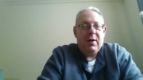 Snapshot of s536sny18 chatting on March 1, 12:56 pm s536sny18 online show from March 1, 12:56 pm