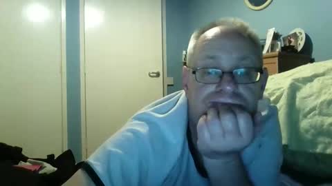 Snapshot of s536sny18 chatting on March 1, 11:04 pm s536sny18 online show from March 1, 11:04 pm