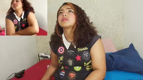 Snapshot of s_sofia_ chatting on September 29, 7:19 pm s_sofia_ online show from September 29, 7:19 pm