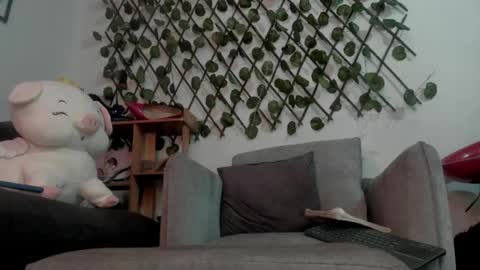 sa_anvi online show from April 4, 6:16 pm