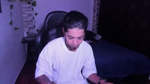 Danny online show from October 26, 2:06 am