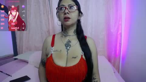 saalomee 1 online show from December 9, 12:51 pm