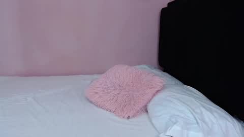 Snapshot of sabbrand_ chatting on September 27, 6:57 pm           online show from September 27, 6:57 pm