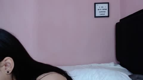 Snapshot of sabbrand_ chatting on October 1, 8:59 pm           online show from October 1, 8:59 pm