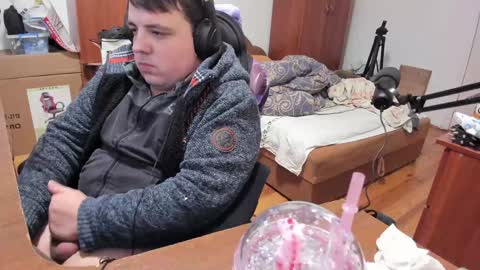 1141323  my Lord Mister Max   moms treasure online show from December 11, 1:58 am