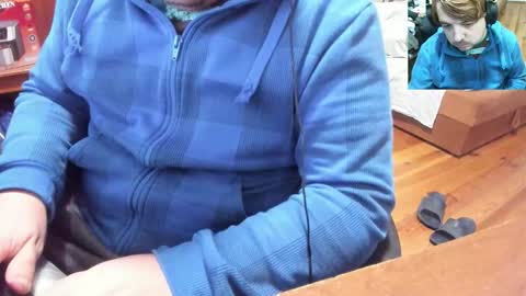 Snapshot of saboda chatting on October 27, 12:15 am 1141323 my Lord Mister Max moms treasure online show from October 27, 12:15 am