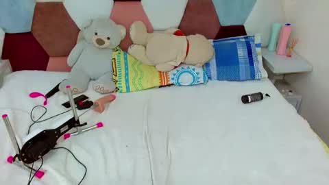 sabriana_smith1 online show from April 5, 3:31 pm