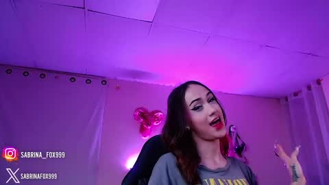 Snapshot of sabriina_fox999 chatting on April 5, 8:22 am sabrina fox online show from April 5, 8:22 am