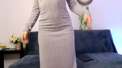 Snapshot of sabriinaa_fox chatting on June 11, 3:54 pm sabriinaa fox online show from June 11, 3:54 pm