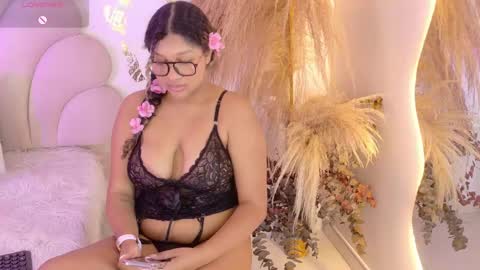 sabrina_lafaux_cr online show from April 14, 8:15 pm