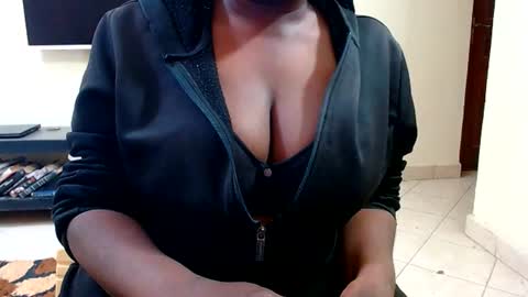 Snapshot of sabrinaaaa1234 chatting on June 30, 4:35 am aaa1234 online show from June 30, 4:35 am