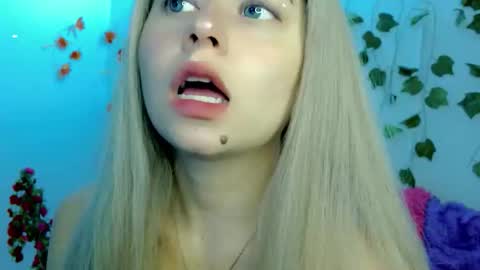 Snapshot of sabrinaexpositoxx chatting on November 28, 7:00 am SABRI online show from November 28, 7:00 am