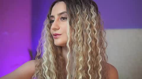  Sabrina  online show from April 1, 8:50 pm