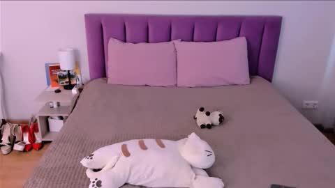 Sabrina MacMarren online show from November 27, 9:44 am