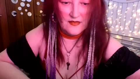 SabrinaXlovess online show from May 4, 4:25 pm