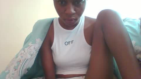 Snapshot of sabsexy5 chatting on February 12, 8:09 am sabsexy5 online show from February 12, 8:09 am