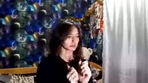 Adele online show from April 16, 8:04 am