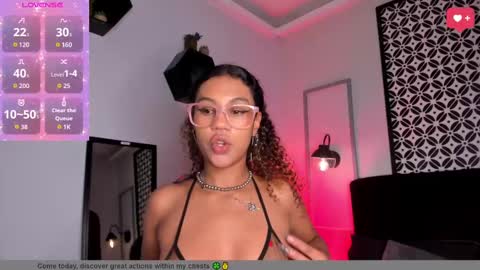 Sophie online show from September 16, 4:46 am