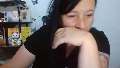 Snapshot of sadistikxx chatting on February 19, 3:02 am SadistikXX online show from February 19, 3:02 am