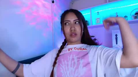 Cami online show from November 5, 7:03 pm