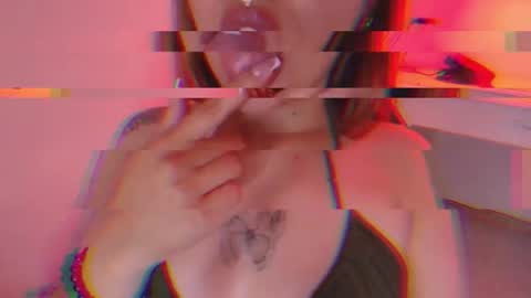 Cami online show from February 7, 6:55 pm