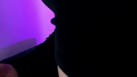 Cami online show from April 18, 7:07 pm